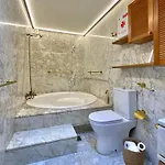 Misericorde Ii By Aroom - Vut Le 971 Apartman *